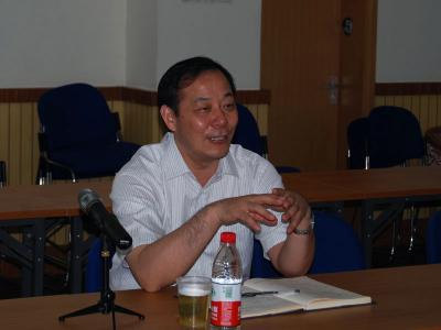 校党委书记杨贤金来材料学院调研